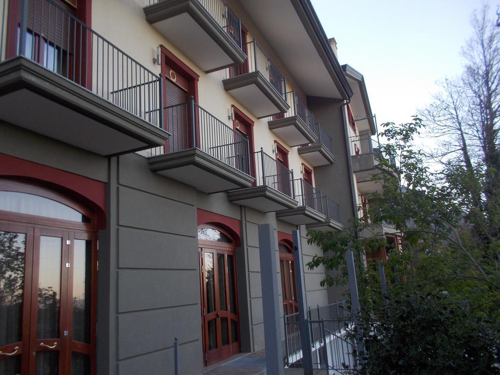 Royal Hotel Montevergine Ospedaletto dʼAlpinolo Exterior foto